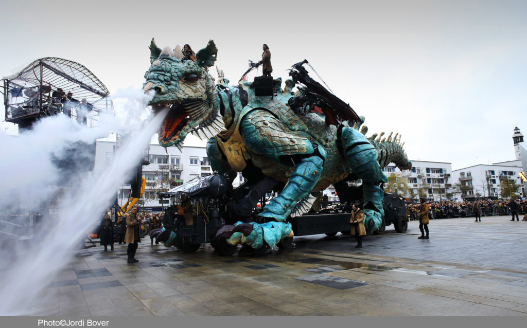 Le Dragon de Calais - compagnie La Machine - credit Jordi Bover